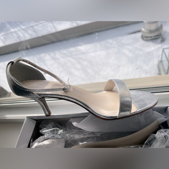 David's Bridal Shoes - NWT beautiful size 11 wide silver heels perfect formal or wedding shoes